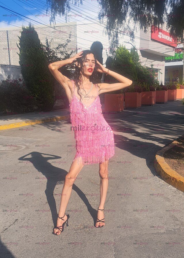 FOTOS DE SOY CHICA TRANS , PASARLA SUPER Y RICO EN MOTEL POR FAVOR MUCHO GUSTO.