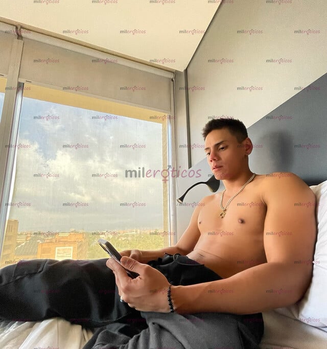 FOTOS DE HOLA SOY AIKE UN CHICO ALTO DISCRETO Y VARONIL MIDO 1,80 CUERPO ATLETICO MARCADO