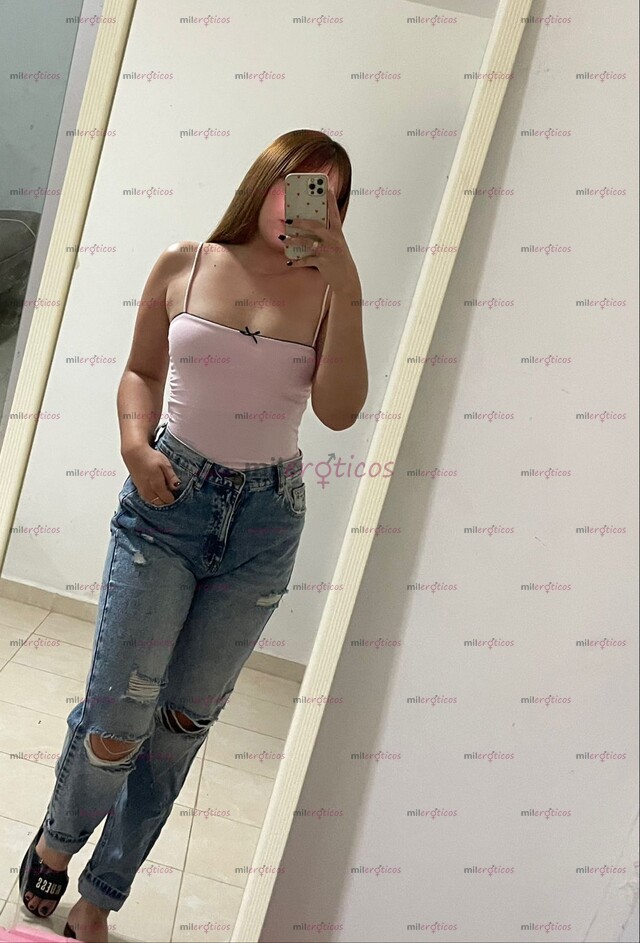 FOTOS DE TAPATÍA JOVEN. CUERPO NATURAL, PEZONES ROSAS, TRATO DE NOVIOS