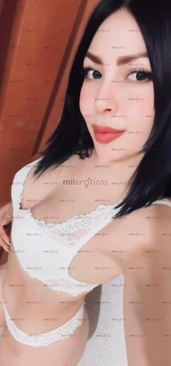 FOTOS DE MI VAGINA ESTA HUMEDA Y ESTRECHITA LISTA PARA TI DISFRUTALA MIENTRAS TE LA CHUPO