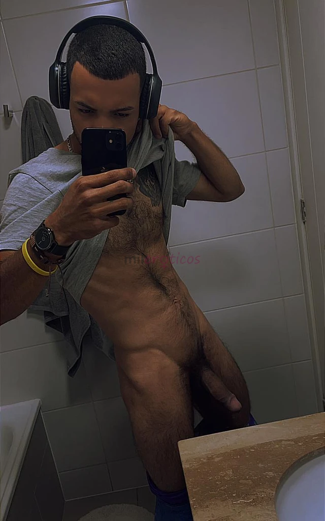 Transferencia de cualquier banco a si como pago con22 cetimetro full doctado grueso dispuesto a complacer tu trasero y bocaatento educado letrado y pu...