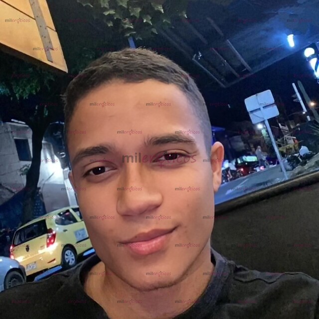 FOTOS DE SOY UN SEXY MORENO DISPUESTO A COMPLACERTE Y PASAR UN RATO MUY AGRADABLE