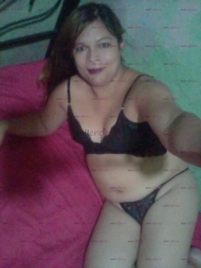 FOTOS DE ESMERALDA TRANS PASIVA CACHONDA AGUANTO HASTA 30 CM DE VERGA NUEVA