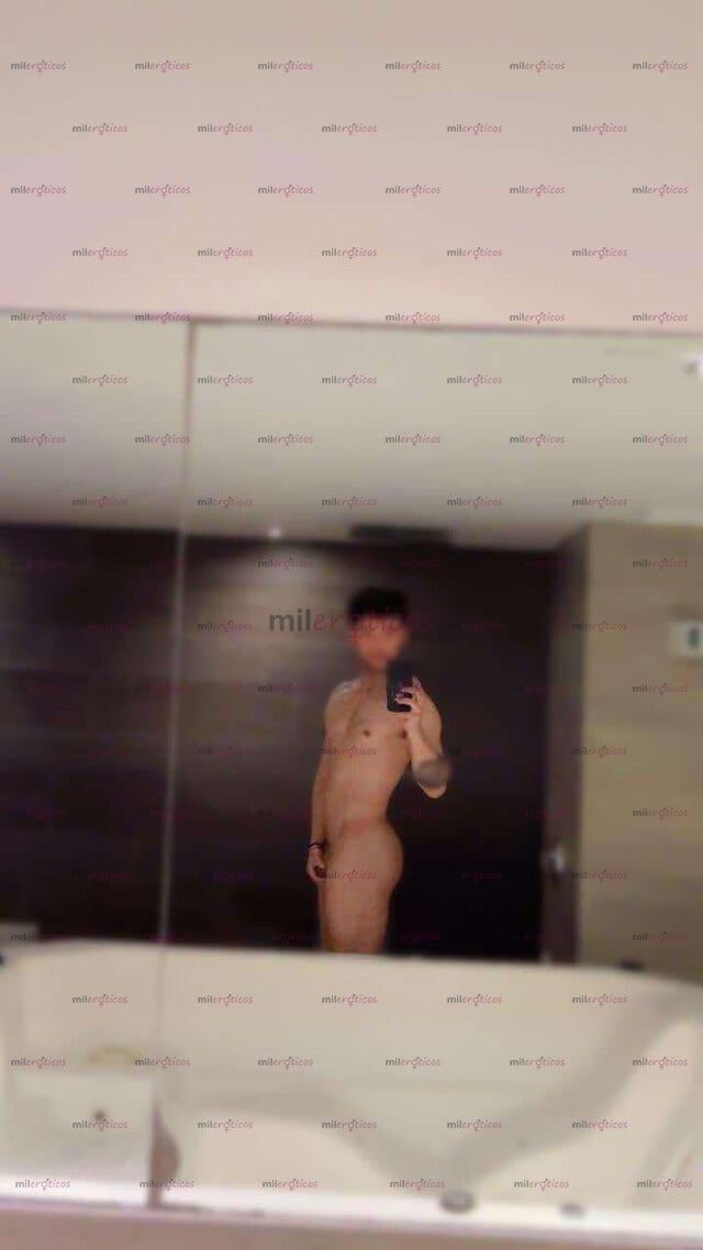 FOTOS DE CHICO CALIEMTE AHORA EN TJ VAMAOS A DIVERTIRNOS MUCHO SOY MUY COMPLACIENTE