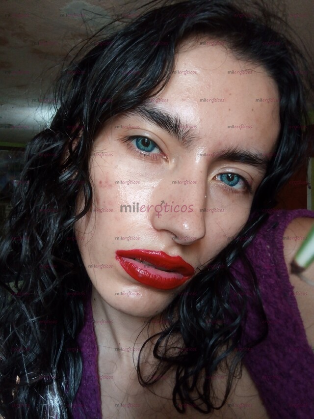 FOTOS DE SOY UNA NIÑA DE 20 AÑOS DE EDAD. SOY CHICA TRANSEXUAL. SIEMPRE USO VESTIDOS.