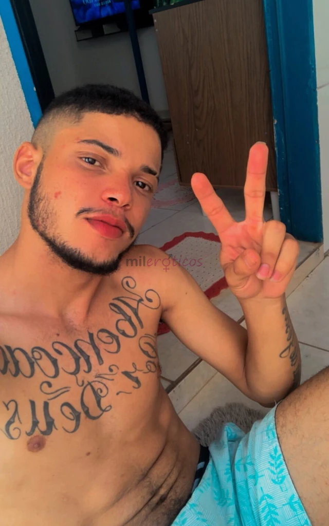 Sou gp tenho 23 anos tenho local as vezes sou legal tranquilo e espero que voce goste estou aqui para te satisfazer nao tenho vicios nem nada vem com...