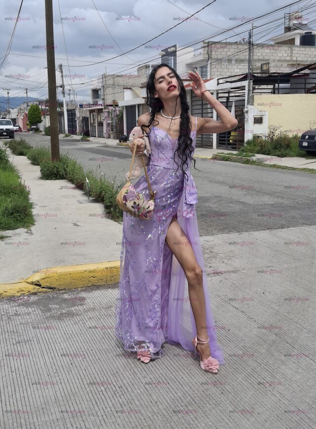 FOTOS DE SOY UNA NIÑA DE 20 AÑOS DE EDAD. SOY CHICA TRANSEXUAL. SIEMPRE USO VESTIDOS.