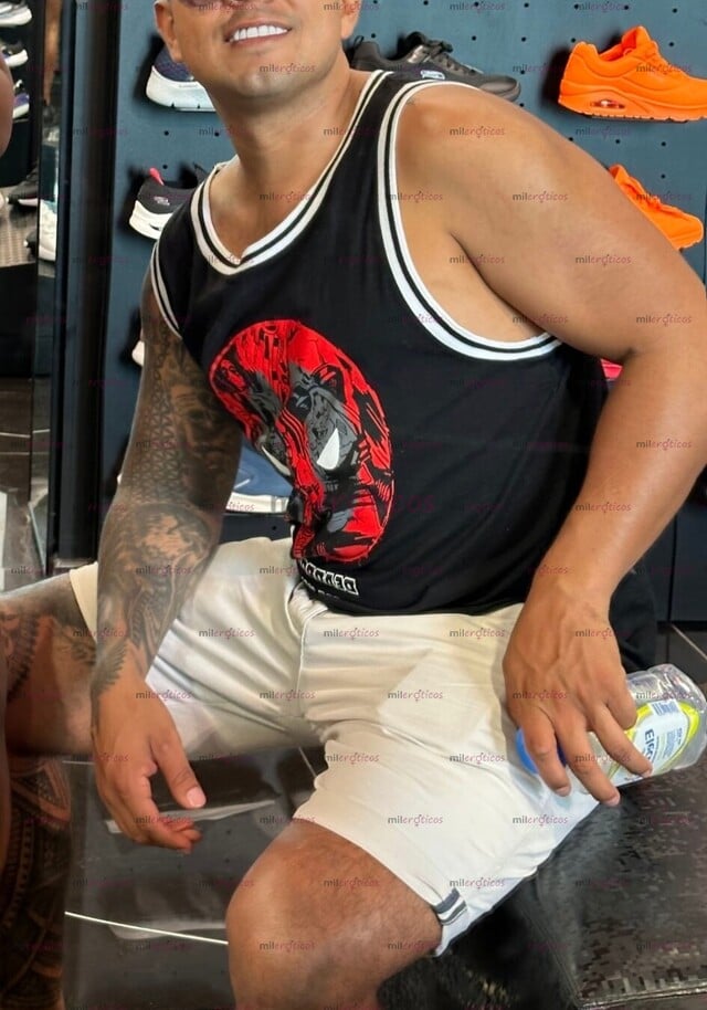 FOTOS DE BISEXUAL VARONIL DOMINANTE CUMPLO TUS FETICHES