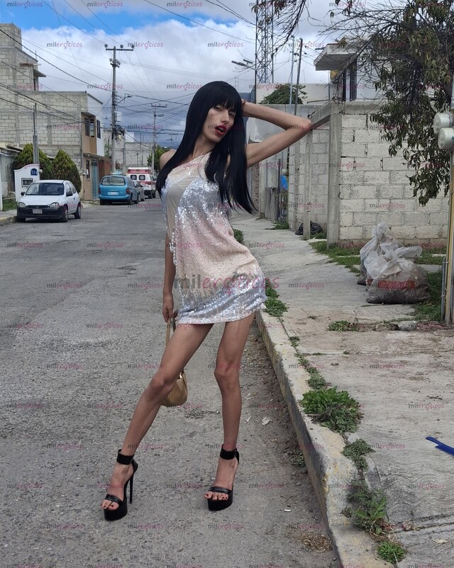 FOTOS DE SOY UNA NIÑA DE 20 AÑOS DE EDAD. SOY CHICA TRANSEXUAL. SIEMPRE USO VESTIDOS.