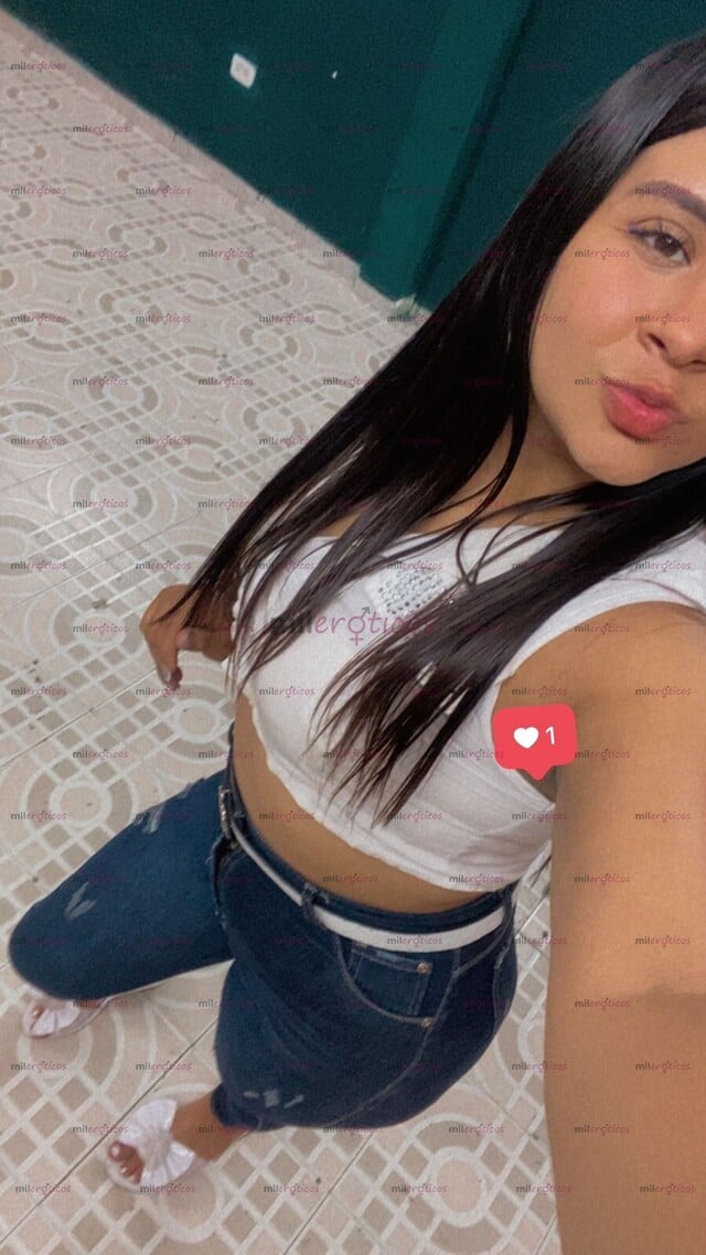 FOTOS DE JOVENCITA SEXY Y MUY EXÓTICA DISPONIBLE PARA OFRECERTE EL MEJOR SHOW EXPLICITO