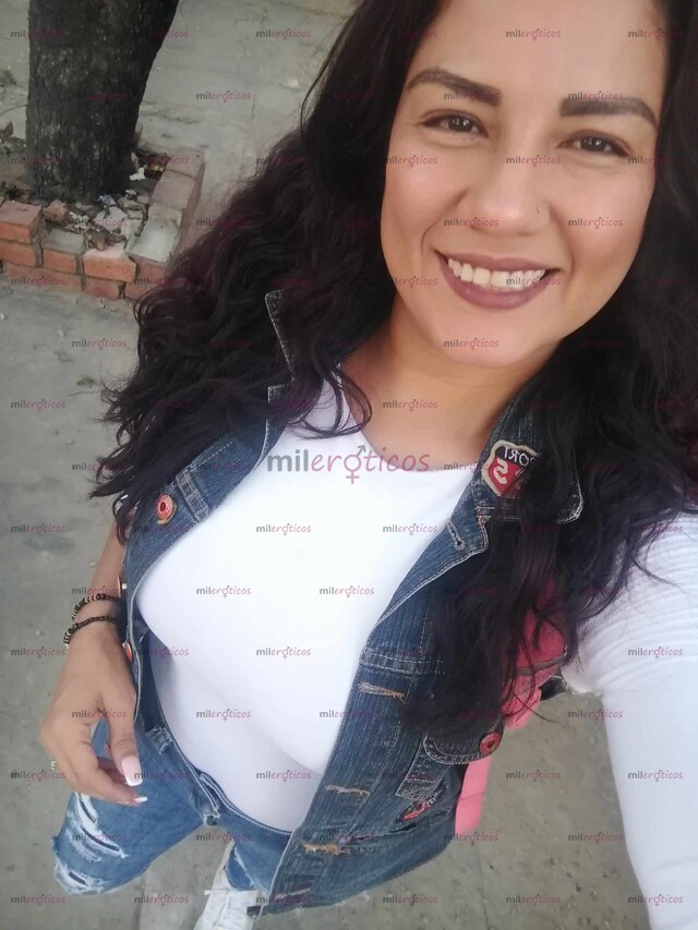 FOTOS DE GUAPOS.. LENCERIA SENSUAL Y AGRADABLE DEJATE VIVIR UN LINDO MASAJE MAS Q EROTICO