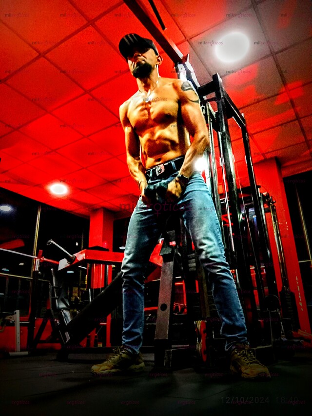 FOTOS DE HETERO MUY BUEN TRATO CON LAS DAMAS VERDADERO SIXPACK