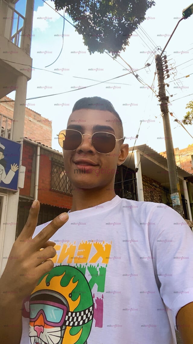 FOTOS DE TU CALEÑO MAS ARRECHO QUE NUNCA VAMOS A DIVERTINOS