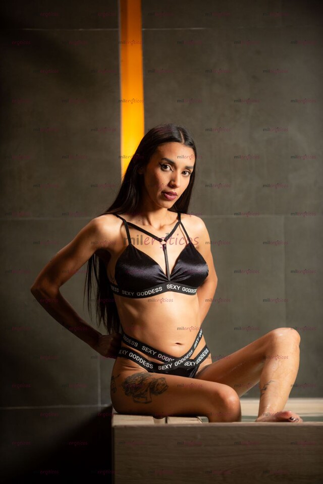 FOTOS DE DANIA ESCORT DE LUJO, OFRECIENDO TE SERVICIO VIP.