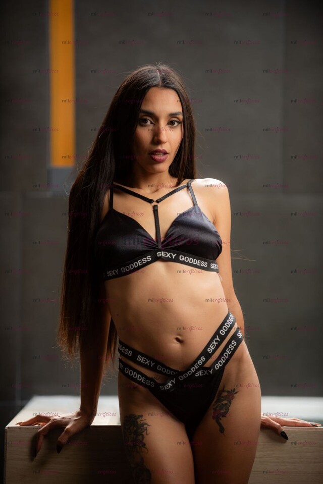 FOTOS DE DANIA ESCORT DE LUJO, OFRECIENDO TE SERVICIO VIP.