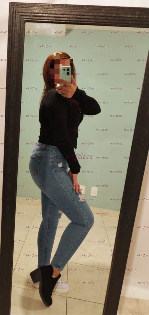 FOTOS DE NENA CALIENTE DISPUESTA A COMPLACERTE DISFRUTA DE MI LINDO CUERPO