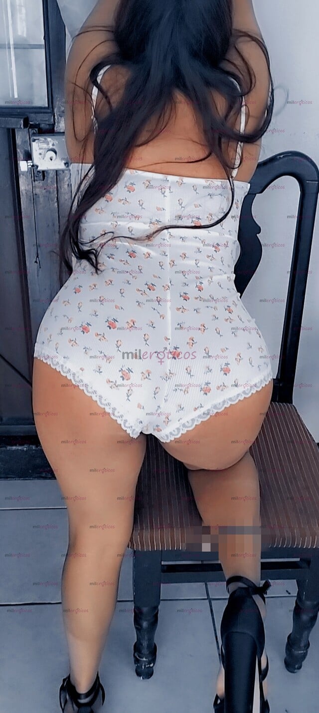FOTOS DE DAYANA MORENA CALIENTE CON GANAS DE SACARTE LA LECHE A SENTONES O CON MI BOQUITA