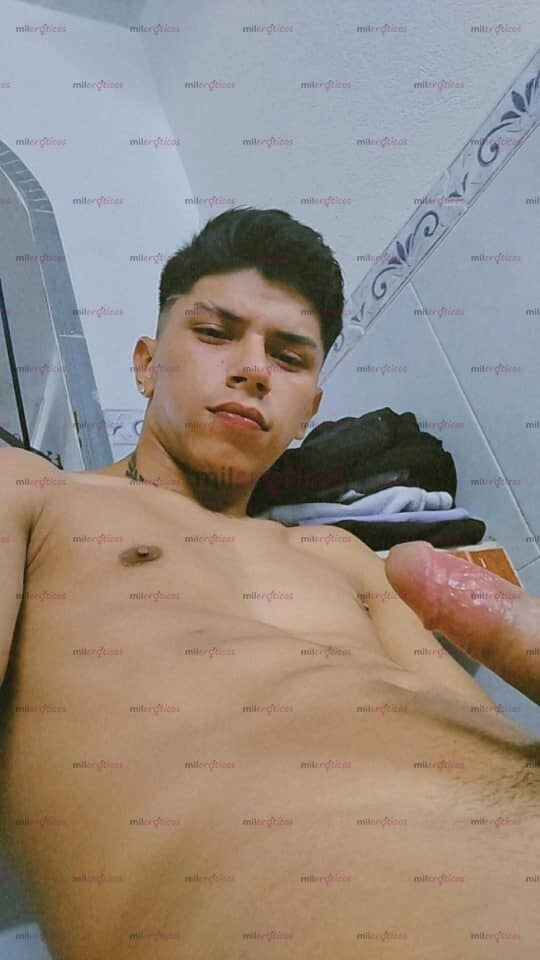 FOTOS DE HEY HOLA REY ME LLAMO JESUS 21 AÑOS POLLO ACTIVO VENEZOLANO LECHERO