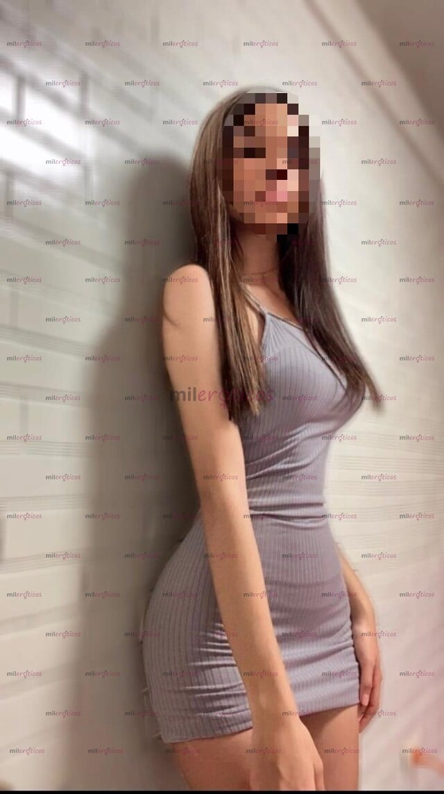 FOTOS DE WENDY.... RECIBIRTE CON UN KISS ¿ DE LENGÜITA? YO PONGO LAS GANAS Y TU LO DEMÁS