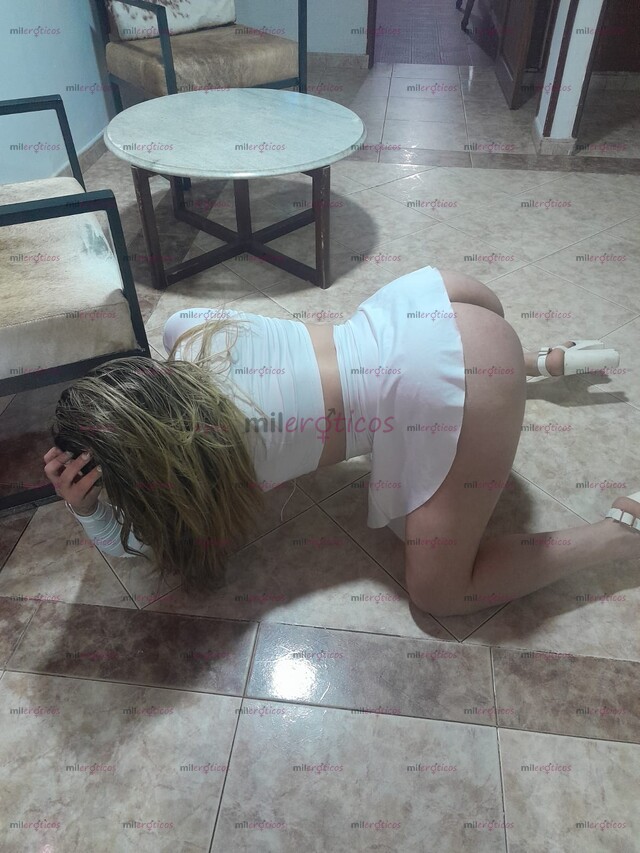 FOTOS DE POR PRIMERA VEZ EN BOGOTÁ, SOFÍA CHOCHITO APRETADITO Y CALIENTE SÚPER NINFÓMANA