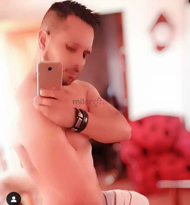 Solo mujeres todas las edades desde 18 masaje tantrico erotico con aceites para relajar mejorar seguridad falta de apetito sexual complejos sociocultu...