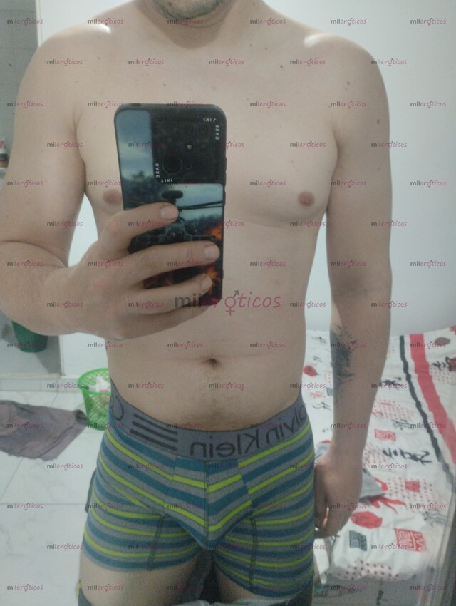 FOTOS DE HOLA SOY CHICO MUY ASIADO Y BUSCO PASAR EL RATO