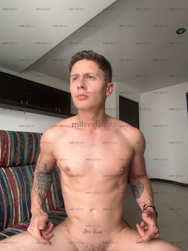 FOTOS DE LO ÚNICO QUE LE ASEGURO ES QUE NO SE VA A QUERER IR , LECHERO PAISA NUEVO EN PER