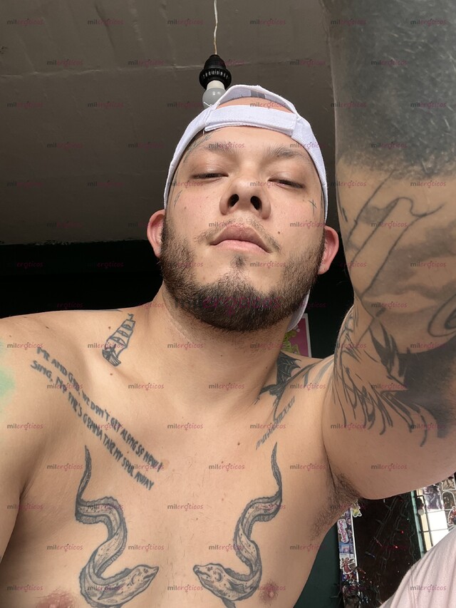 FOTOS DE JOVEN SERIO, TATUADO Y COMPLACIENTE! CON SITIO EN CIUDAD