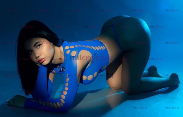 FOTOS DE LIZBETH CHICA NUEVA EN AMBIENTE ESTRECHA SÚPER CACHONDA & COMPLACIENTE