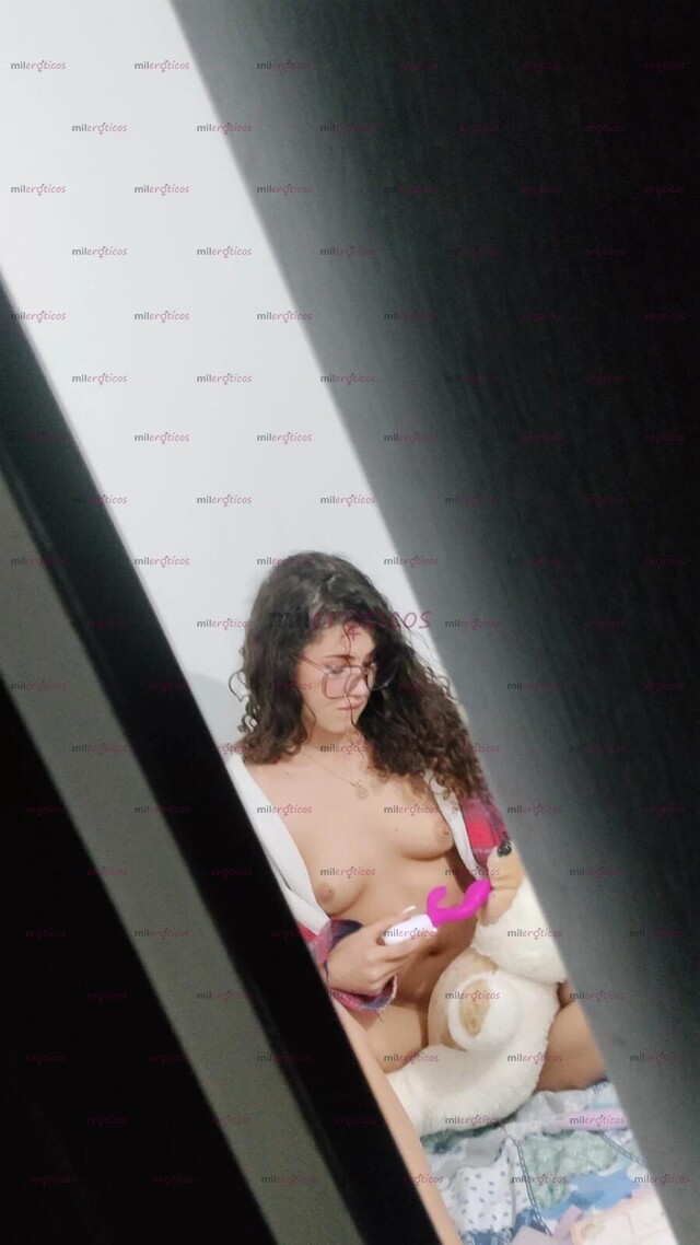 FOTOS DE SOY BRITTANY UNA JOVENCITA MUY JUGUETONA QUE DESEA COMPLACER TODAS TUS FANTASÍAS