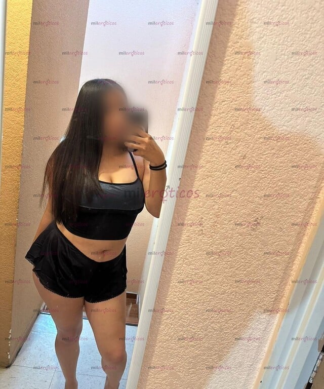 FOTOS DE SOY UNA JOVEN MUY SEXY CACHONDA NALGONA CARIÑOSA