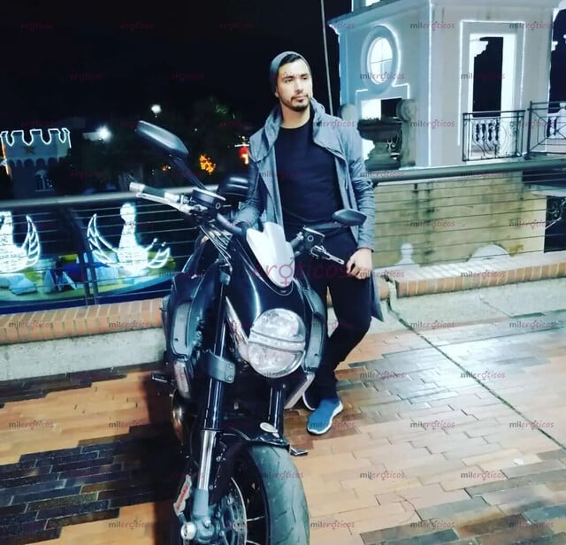 FOTOS DE JOVEN UNIVERSITARIO NUEVO EN EL MEDIO 100% REAL, ATIENDO SOLO MUJERES Y PAREJAS.