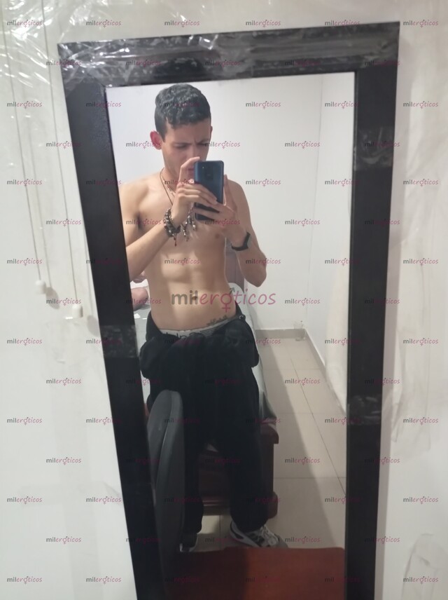 FOTOS DE CHICO CALIENTE Y EXTROVERTIDO, COMPLACIENTE EN TODO LO QUE QUIERAS