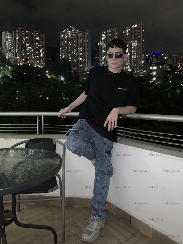 FOTOS DE JOVEN VARONIL VERS ACT DISPONIBLE CON SITIO