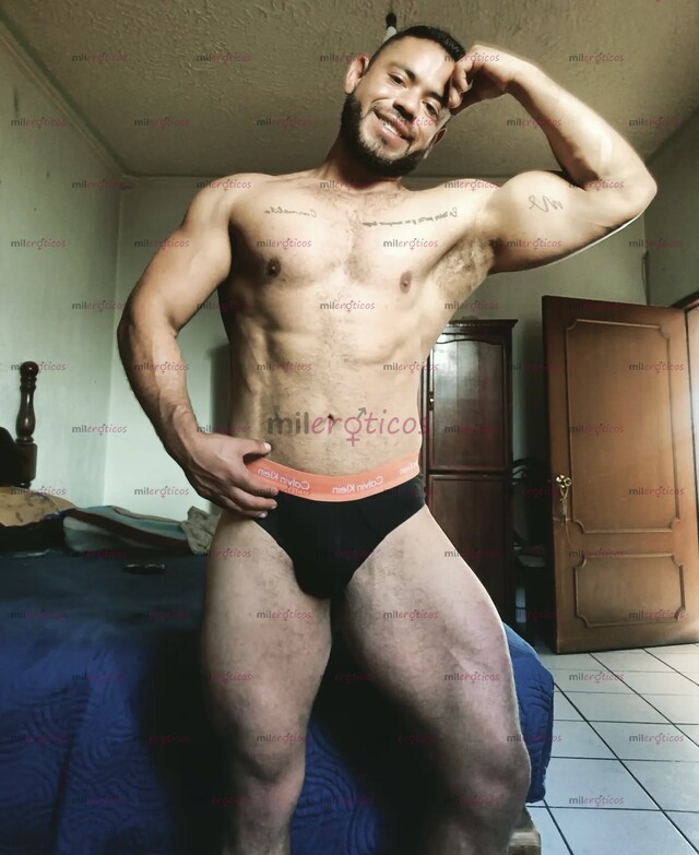 FOTOS DE PASIVO COMPLACIENTE ALTO NIVEL GUAPO Y EDUCADO