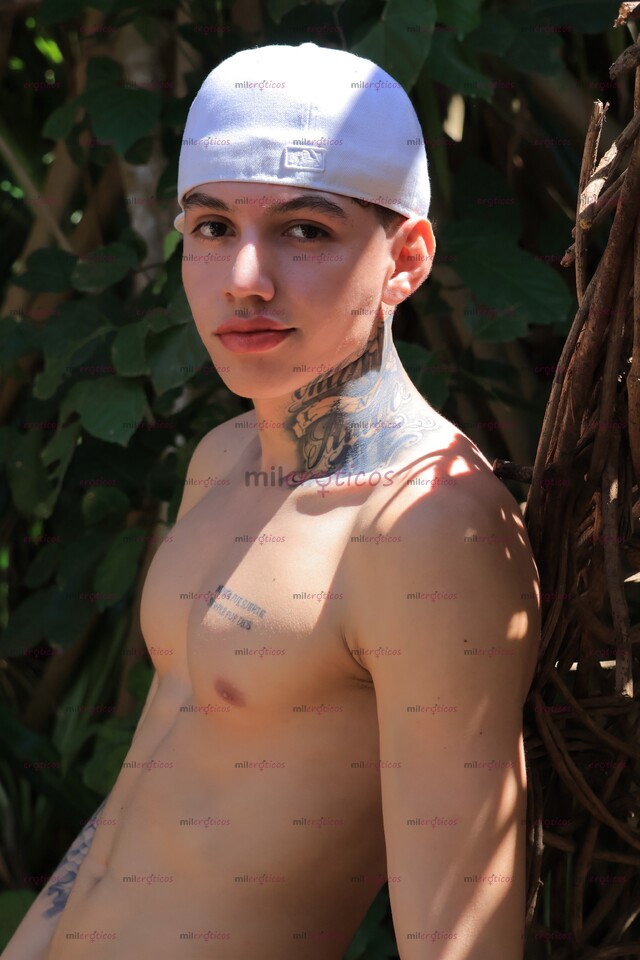 FOTOS DE SOY TU JOVEN FANTASIA CON UNA GRAN HERRAMIENTA DE 20CM