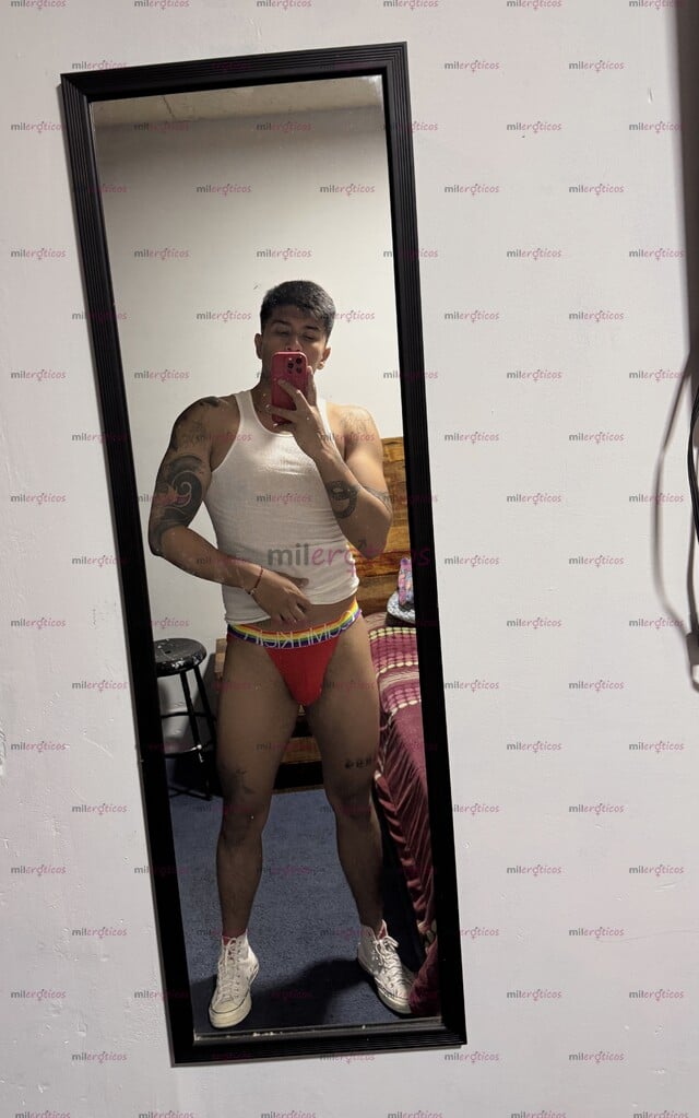 FOTOS DE AQUÍ CHAVO VARONIL CON BUENA VERGA Y CULO PARA COMPLACERTE BJ