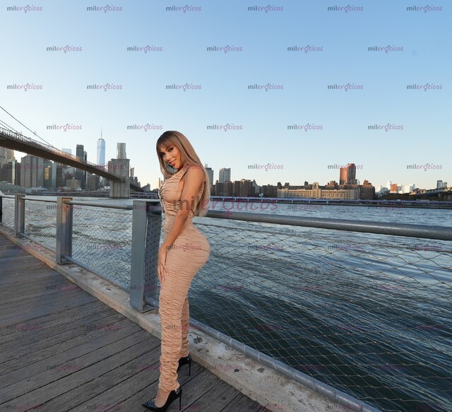 FOTOS DE LIZZY LAYNEZ ACTRIZ PORNO POCOS SUPER LECHERA!!!