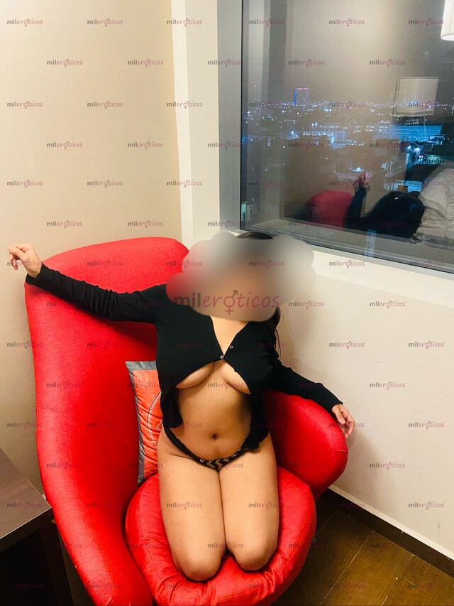 FOTOS DE HOLA AMOR SOY LÍA UNA JOVENCITA DE 18 AÑOS PETITT