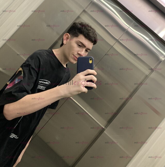 FOTOS DE JOVEN ALTO VERGON Y LECHERO DISPONIBLE 24 7, NINFOMANO