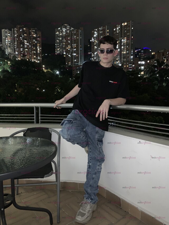 FOTOS DE JOVEN ALTO VERGON Y LECHERO DISPONIBLE 24 7, NINFOMANO