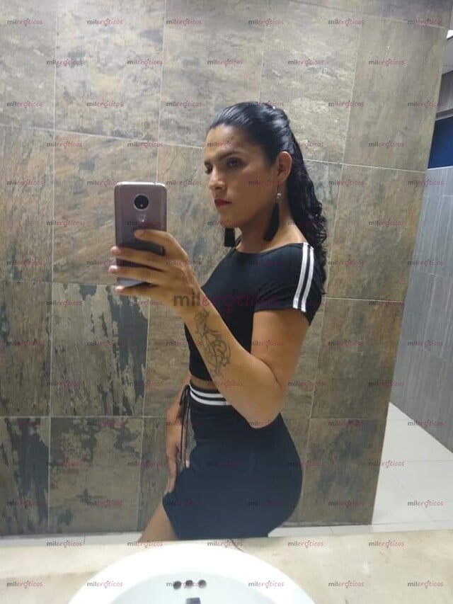 FOTOS DE TRANS DOTADA CON 19CM DE PLACER PARA TI ,TE ARE DISFRUTAR EL TIEMPO CON MIGO