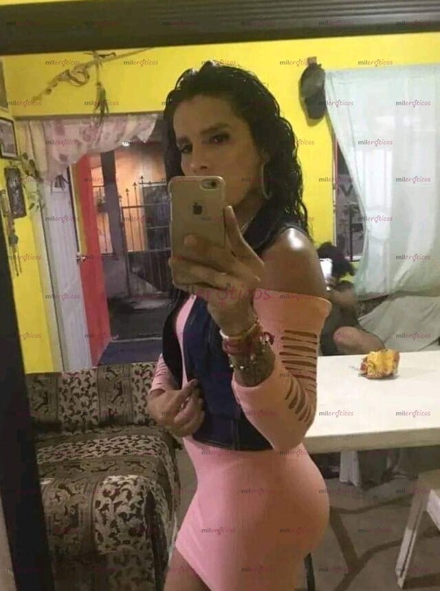 FOTOS DE ALTA Y DOTADA VEN Y DISFRUTA DE MÍ TROZO DE CARNE 19CM QUE TE HARAN GOZAR