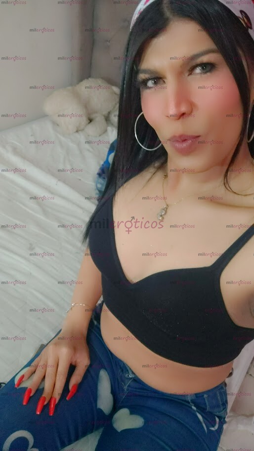 FOTOS DE HERMOSA CHICA TRANS PASIVA CON SITIO PRIVADO MUY SENXUAL Y EROTICA EN LA CAMA