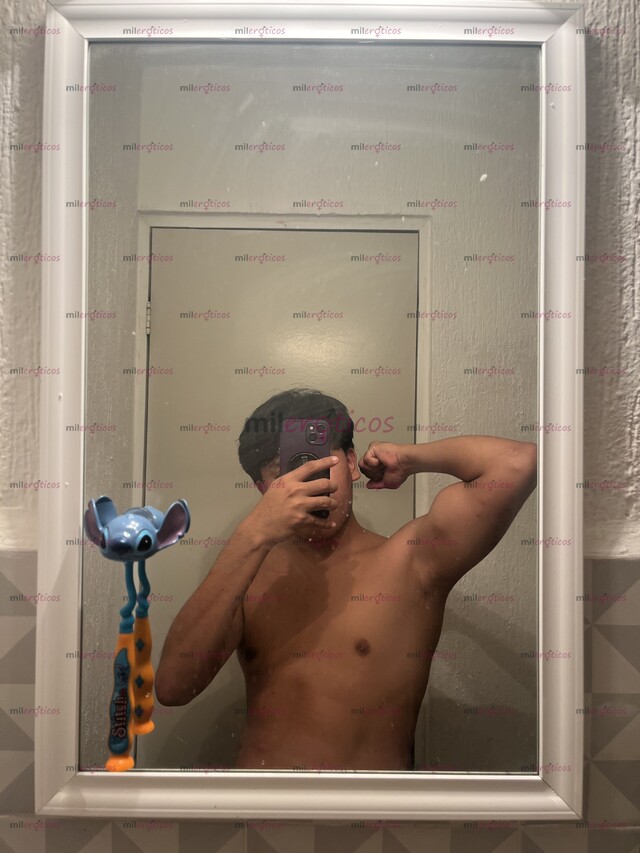 FOTOS DE COLOMBIANO COLAGENO PURO HOLA ME LLAMO JOHN TENGO 20 AÑOS