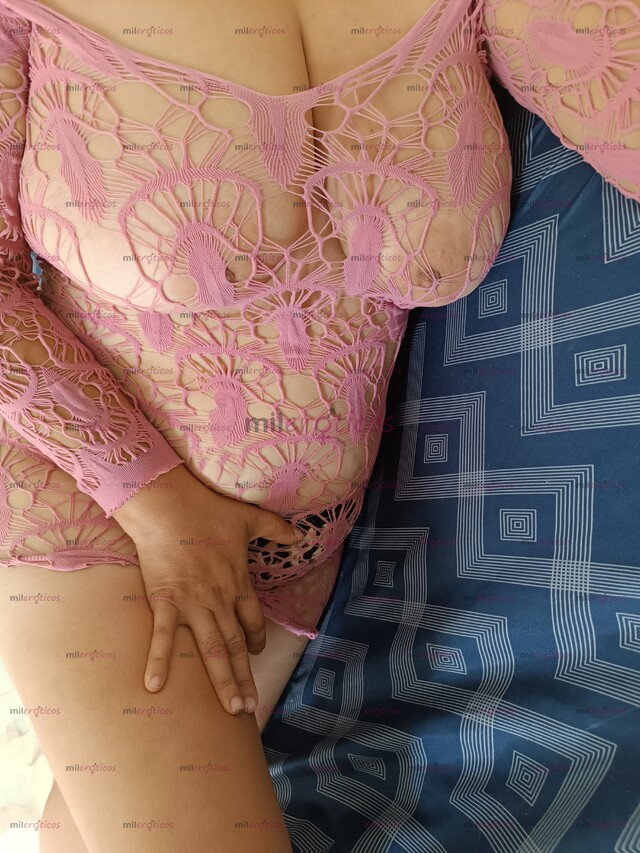 FOTOS DE QUIERES UNA VERDADERA RUSA ??? PUES VEN BB MIS TETOTAS TE ESPERAN