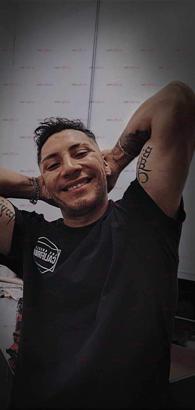 FOTOS DE JOVEN DE 24 AÑOS DISPONIBLE PARA TI, TE VOY A COGER COMO NUNCA