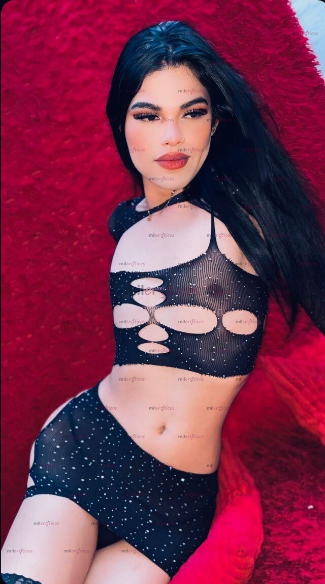 FOTOS DE HERMOSA TRANS CON CUERPO HERMOSO Y CARA ANGELICAL.