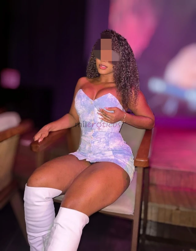 Hola mis amores soy una hermosa y caliente morena dispuesta a darte un excelente sexo me caracterizo por ser muy carinosa sexy y muy caliente soy adic...