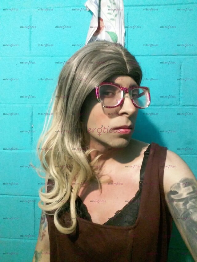FOTOS DE HERMOSA TRANS GUERITA FLAQUITA BIEN APRETADITA Y MAMADORA DE BUEN VER Y BUENA VE